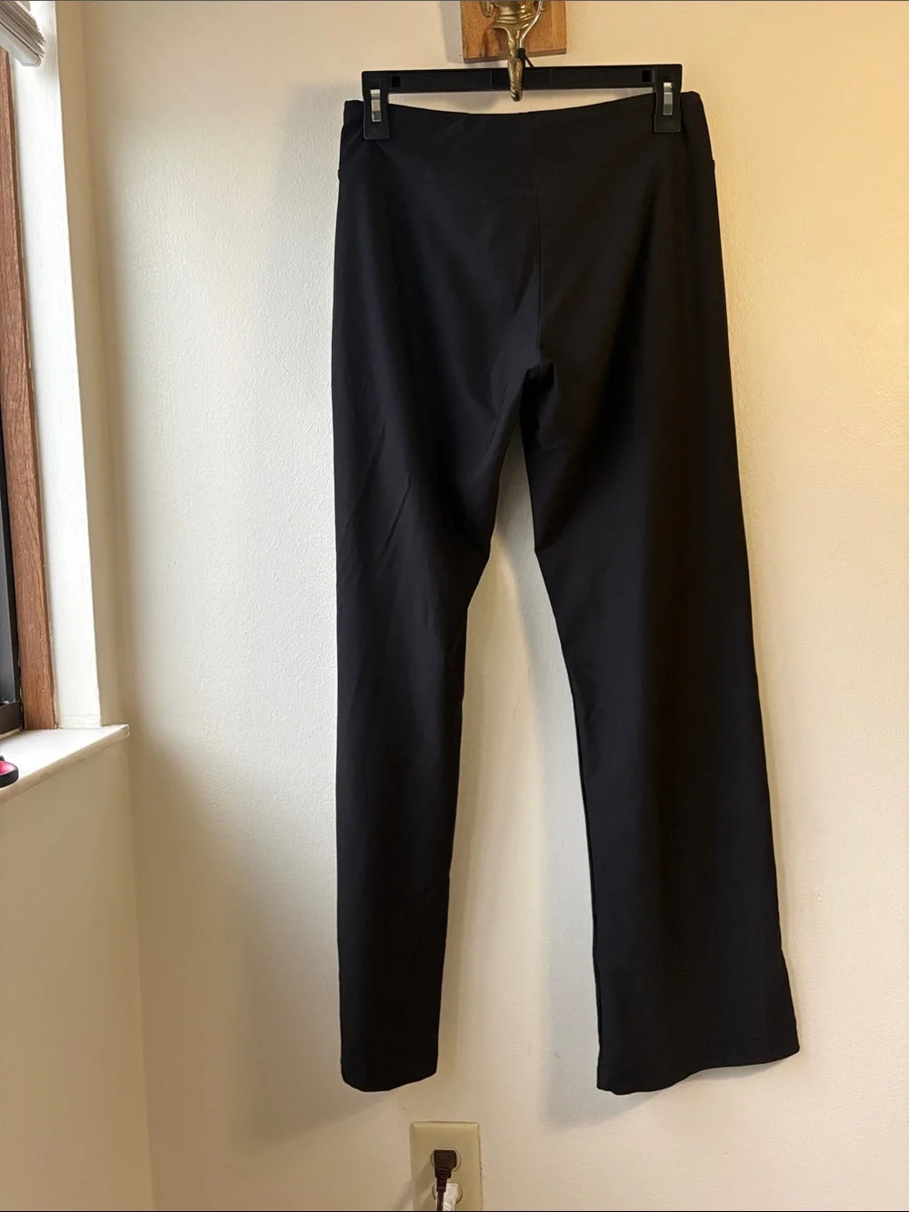 Nike Women’s Fit Dry Flare Yoga Pants Size Small